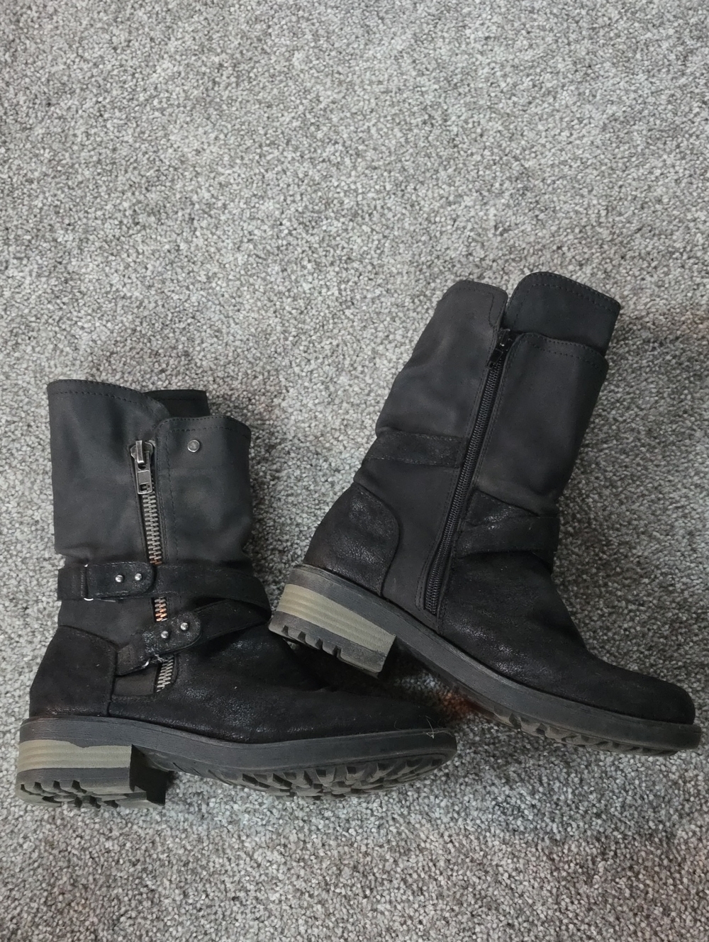 Women's Black Mid-Calf Zipper Boots - Carlos Santana